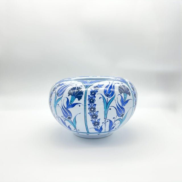 Turkish Handmade Ceramic Lidded Trinket Jar (14cm) Traditional Blue & White Tulip Pattern – Decorative Jewelry & Storage Box For Sale - Image 3 of 12