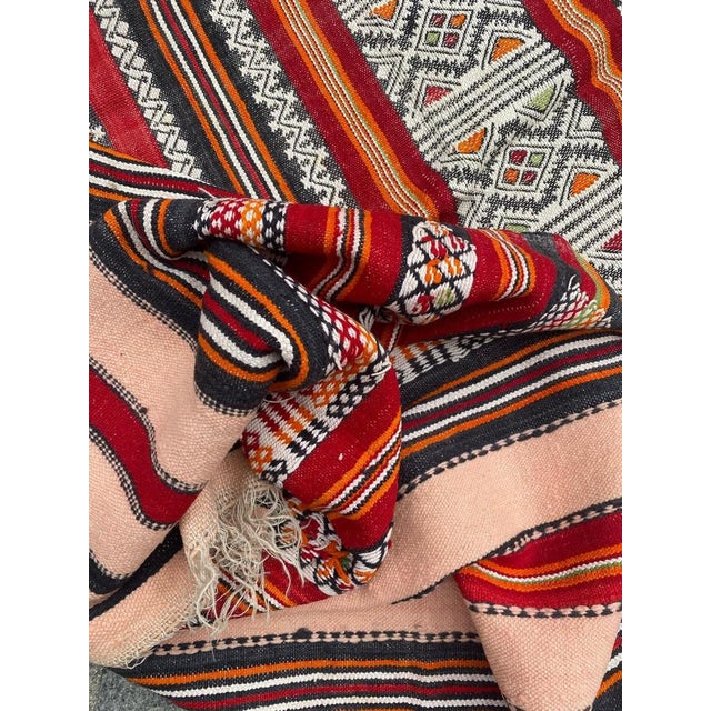 Vintage Tribal Berbere Moroccan Kilim Rug , 1950s For Sale - Image 18 of 18