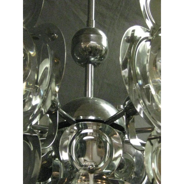 Mid 20th Century Gaetano Sciolari Chrome and Glass Lens Chandelier, 1960s For Sale - Image 5 of 11