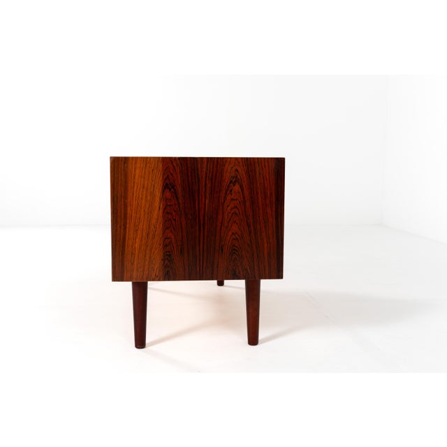 Wood Mid-Century Modern Danish Rosewood Chest of Drawers by Poul Hundevad for Hundevad & Co, 1960s For Sale - Image 7 of 18