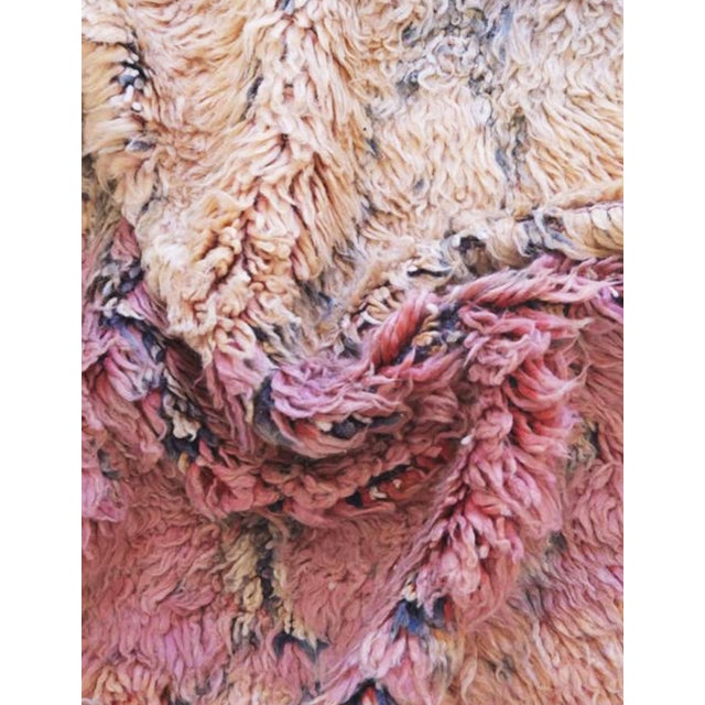 Shabby Chic 1980s Moroccan Shaggy Wool Rug - 9.7 X 6 Ft For Sale - Image 3 of 9