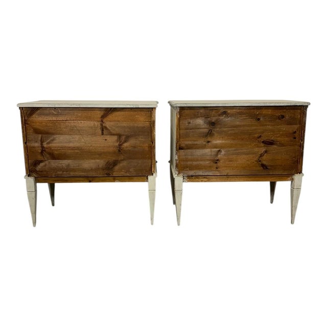 Gray 19th Century Pair of Gustavian-Style Chests of Drawers For Sale - Image 8 of 9
