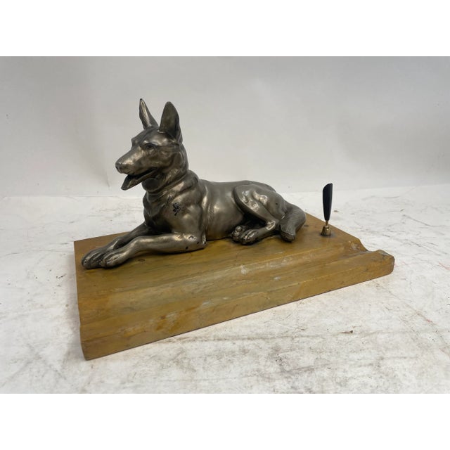 Antique Marble Pen Holder with Sculpture of a Dog, 1920s For Sale - Image 4 of 7