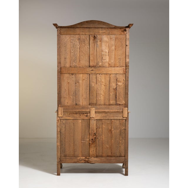 19th Century France Louis XIV Antique White Oak Display Cabinet For Sale - Image 16 of 16
