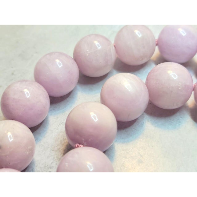 Natural Pink Kunzite Beaded Necklace With Kunzite Cabochon Clasp For Sale - Image 9 of 10