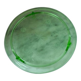 1950s Jeanette Daisy Pattern 10" Green Uranium Glass Low Cake Stand Floral Pattern For Sale