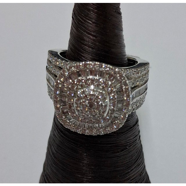 2020s 10k White Gold 2 CTTW Natural Round & Baguette Diamond Square Ring, Size 7 For Sale - Image 5 of 6