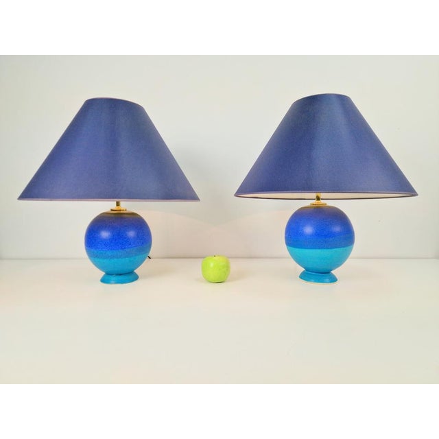 Vintage Blue Ceramic Sphere Table Lamps, 1970s, Set of 2 For Sale - Image 4 of 10