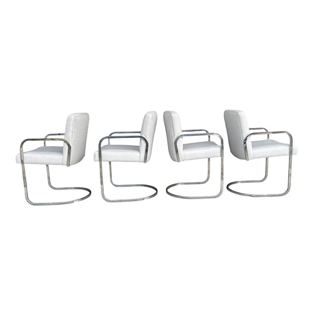 Set of 4 Bauhaus-Style Chrome Cantilever Dining Chairs in Oyster Upholstery For Sale