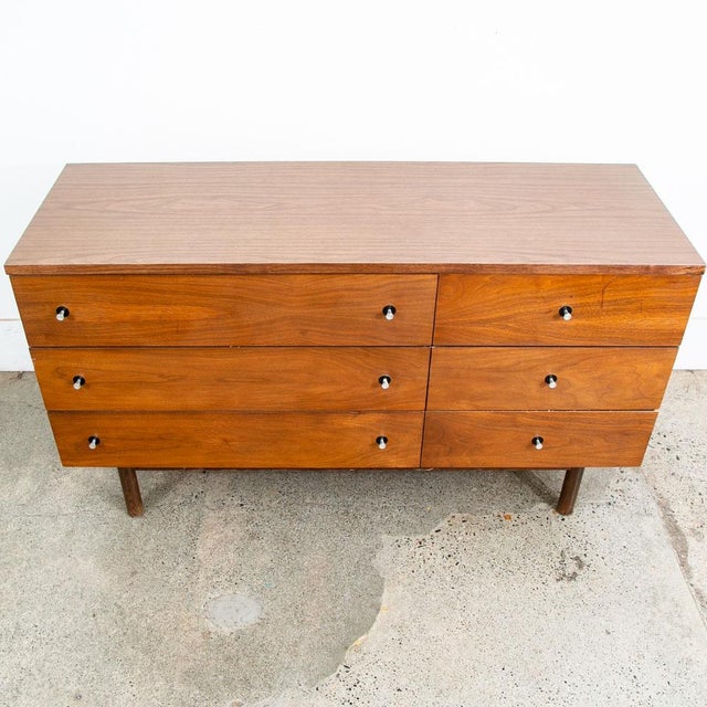 1960s Mid Century Modern Credenza Dresser 6 Drawer Stanley Walnut MCM Metal Handles For Sale - Image 5 of 11