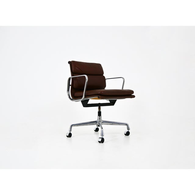 Leather Soft Pad Chair attributed to Charles and Ray Eames for Herman Miller, 1970s For Sale - Image 13 of 13