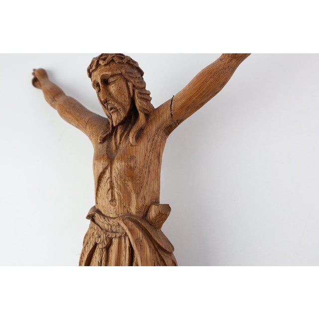 Late 19th Century Sculpted Oak Crucifix, Italy, 1800s For Sale - Image 5 of 14