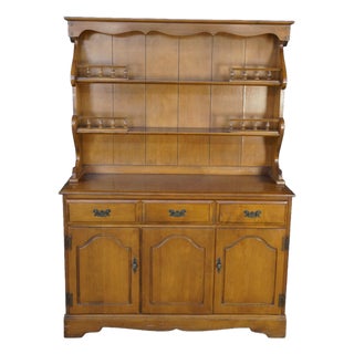 1990s Nathan Hale Maple Early American Colonial Revival China Cabinet Hutch 67" For Sale