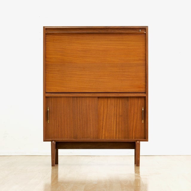 Mid-Century Modern 1960s Small Mid Century 'Multi-Width' Liquor Cabinet by Beaver & Tapley For Sale - Image 3 of 10