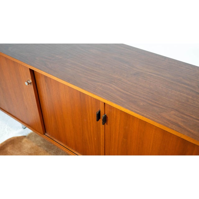 1980s Florence Knoll Model 541 for Knoll International Walnut Credenza For Sale - Image 16 of 18