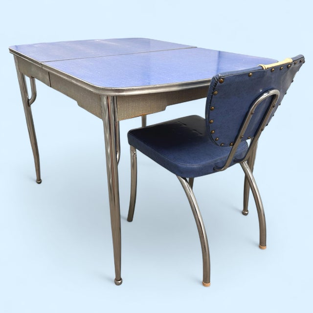 Vintage 1950s Blue Formica Kitchen Table W/ Leaf & Chair – Chrome Legs – Mid Century Dinette Set – Atomic Style – Expandable For Sale In Phoenix - Image 6 of 9