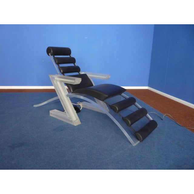 Textile Italian Space Age Acrylic Glass Chaise Lounge, 1960s For Sale - Image 7 of 16