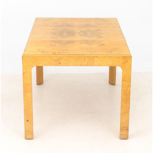 Mid 20th Century Modern Oyster Walnut Extending Dining Table For Sale - Image 5 of 9
