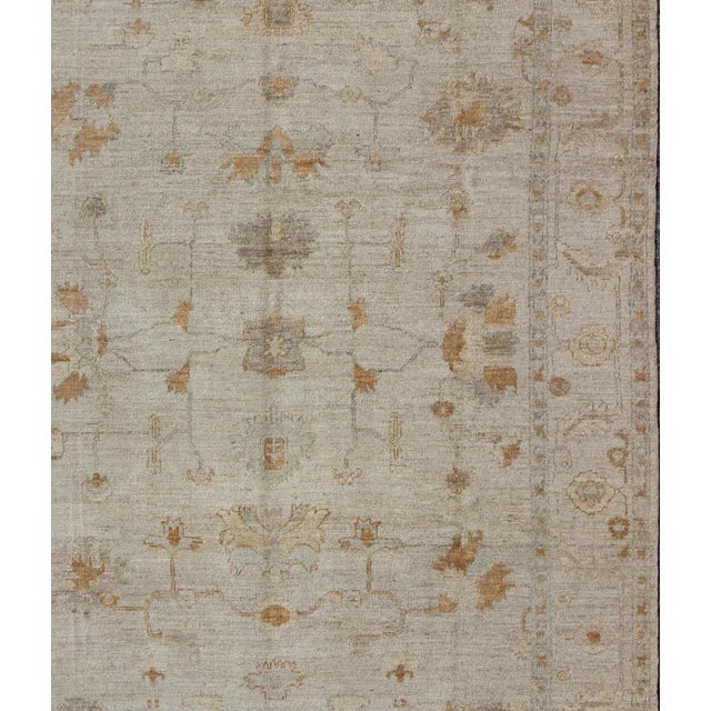 Angora Oushak Turkish Rug With Classic Oushak Design in Neutral Tones and Pop of Colors For Sale In Atlanta - Image 6 of 10