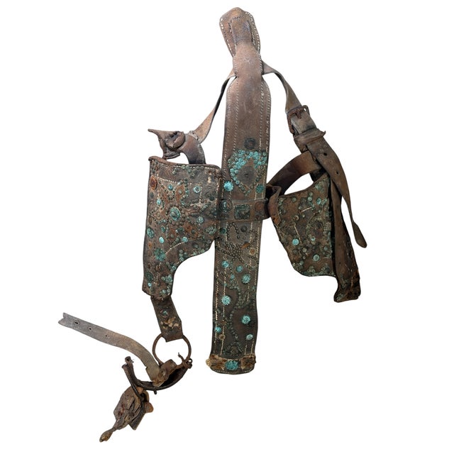 Antique Leather Horse Bridle W/Blinders For Sale In New York - Image 6 of 8