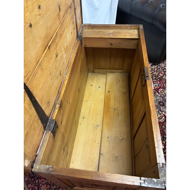 English Pine Blanket Chest, 19th Century For Sale - Image 10 of 17