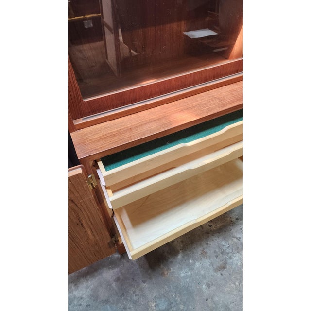Mid 20th Century Poul Hundevad Danish Mid-Century Teak Bookcase Cabinet For Sale - Image 9 of 10