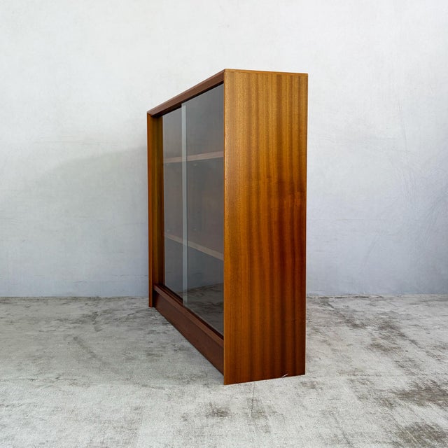 Bookcase with Sliding Glass Doors from Gibbs Furniture, 1960s For Sale - Image 4 of 9