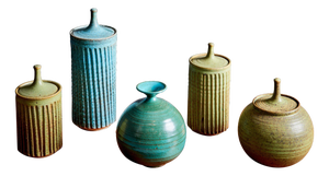 Ceramic Vessels with Lid and Vase in Green by Tom McMillin, USA, 1960s, Set of 5