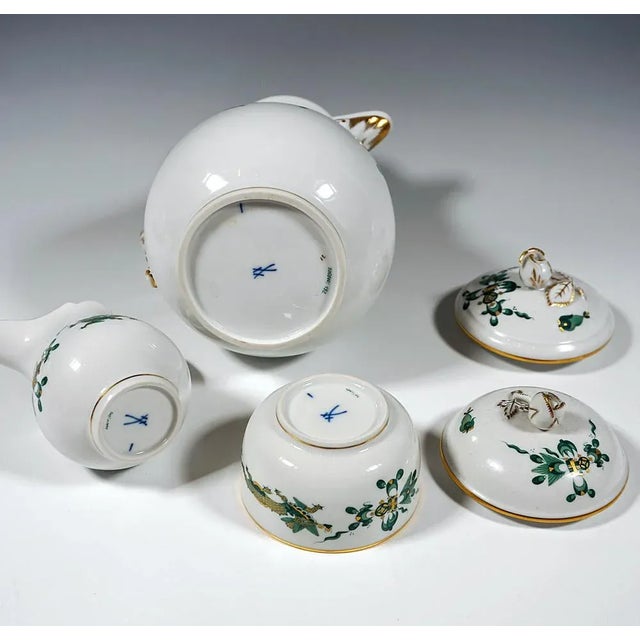 20th Century Meissen Coffee Set with Dragon in Green & Gold, 1980s, Set of 22 For Sale - Image 6 of 12