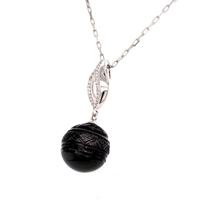 Tahitian Pearl Diamond Pendant 18k Gold Certified For Sale - Image 4 of 7