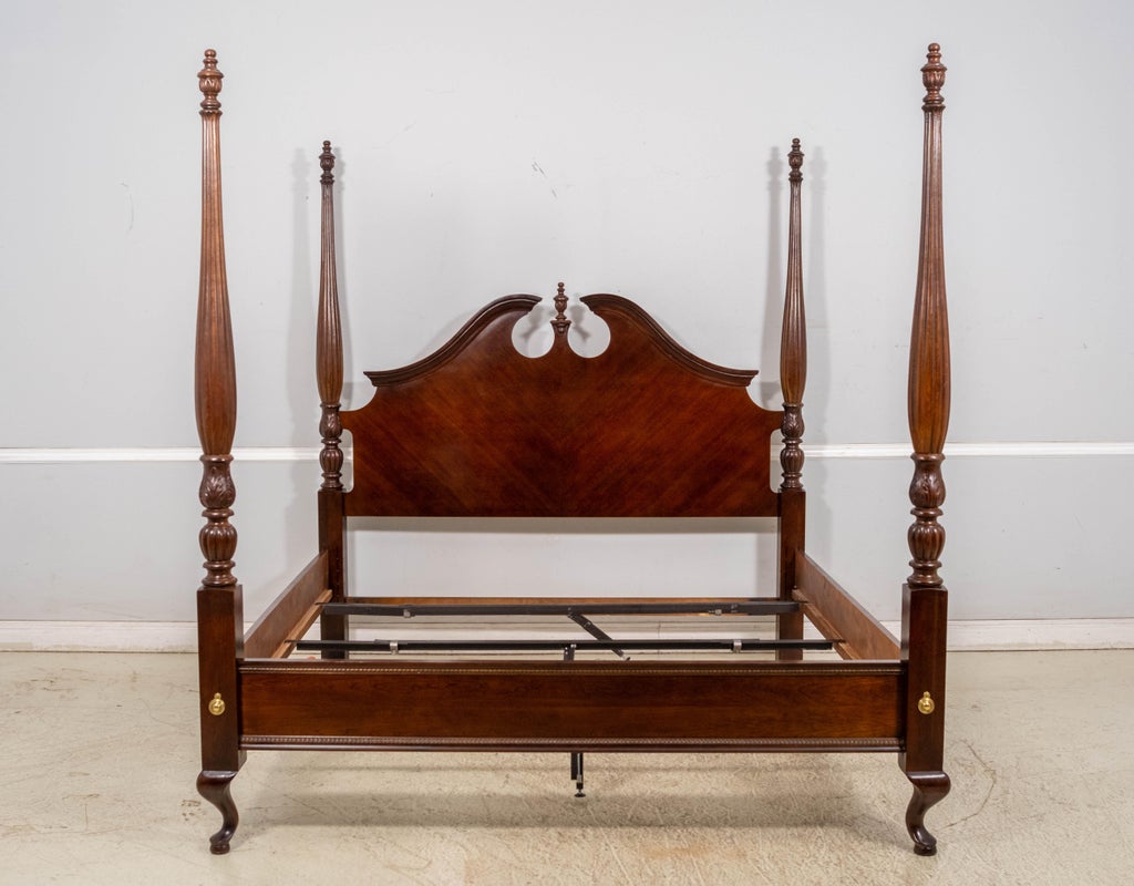 Thomasville King Size Cherry 4 Post Poster Bed | Chairish