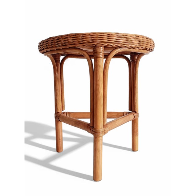 French Riviera Wicker and Bamboo Accent Side Table, 1960s For Sale - Image 4 of 15