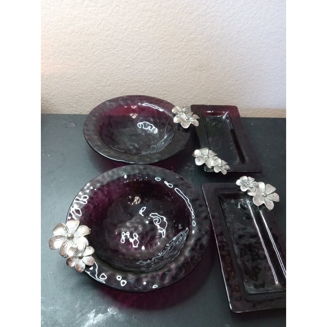 Gorgeous 4 Pc Amethyst Bubble Glass Bowls & Plates W/ Floral Accents For Sale In Dallas - Image 6 of 7