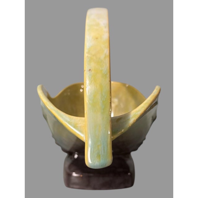 Mid 20th Century Vintage Roseville Wincraft Art Deco Art Pottery Handled Basket 2bk-12 For Sale - Image 6 of 8