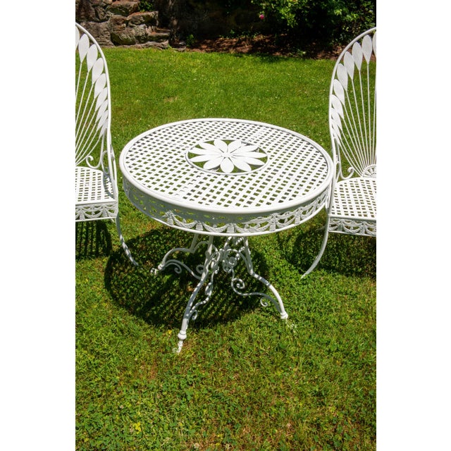 Metal Fanciful Hollywood Regency 60s Iron Table and Chair Set - Set of 3 For Sale - Image 7 of 12