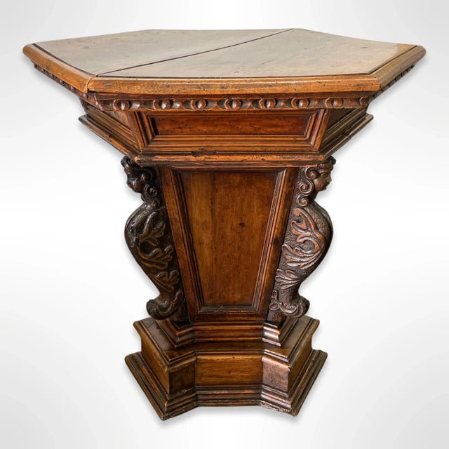 Traditional 18th Century Italian Hand-Carved Walnut Center Table For Sale - Image 3 of 7