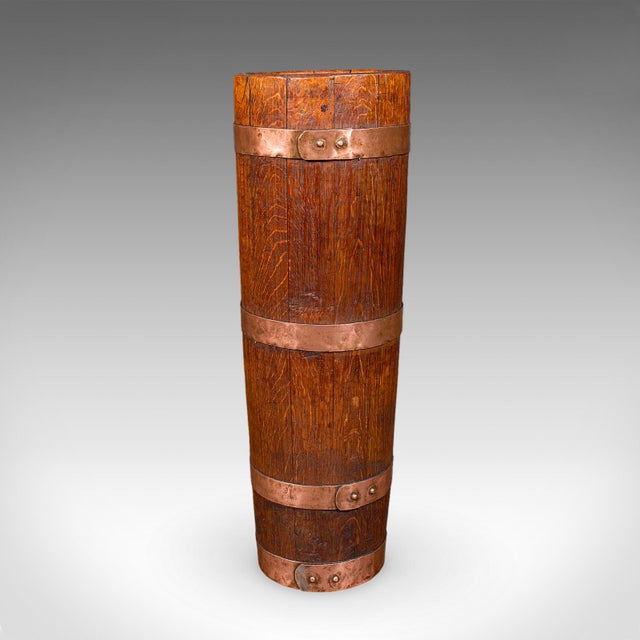 1900 - 1909 Antique Coopered Stick Loop, English, Victorian Oak Country House Umbrella Stand For Sale - Image 5 of 12