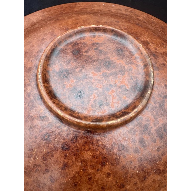 Monumental Sasak Burnished Terracotta Bowl, Lombok – Hand-Incised Scrollwork, Late 20th Century For Sale - Image 4 of 6