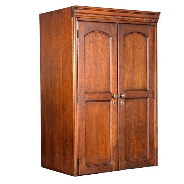 1990s 1990s Hekman Cherry Finish Corner Storage Cabinet / Bookcase | Model 5330-2446 | Open Shelving Sides + Enclosed Center | Excellent Condition For Sale - Image 5 of 18
