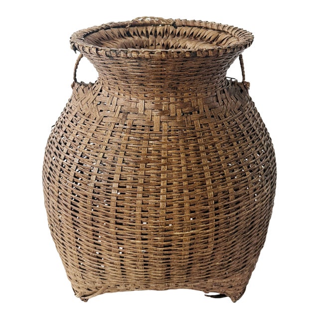 Vintage 1960s Philippines Alat Fish Creel Bamboo Basket & Funnel For Sale