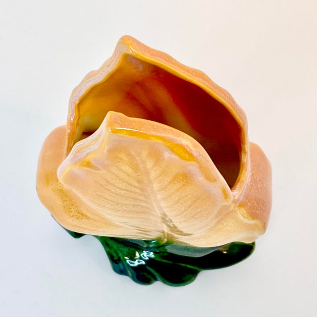 1940s Art Deco Americana Hull Pottery Trompe L’Oeil Botanical Saffron Vase. For Sale - Image 9 of 9