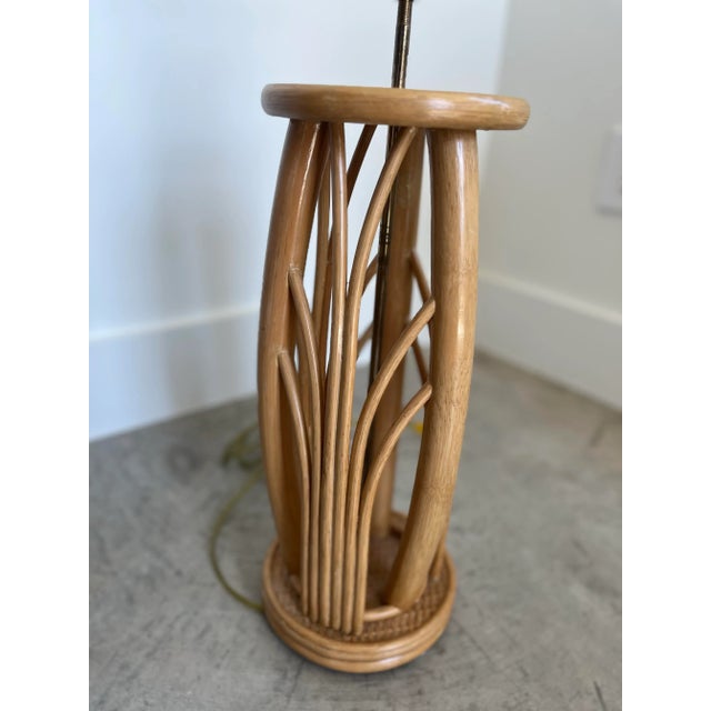 1970s Coastal Bent Bamboo Sculptural Table Lamp For Sale - Image 4 of 8