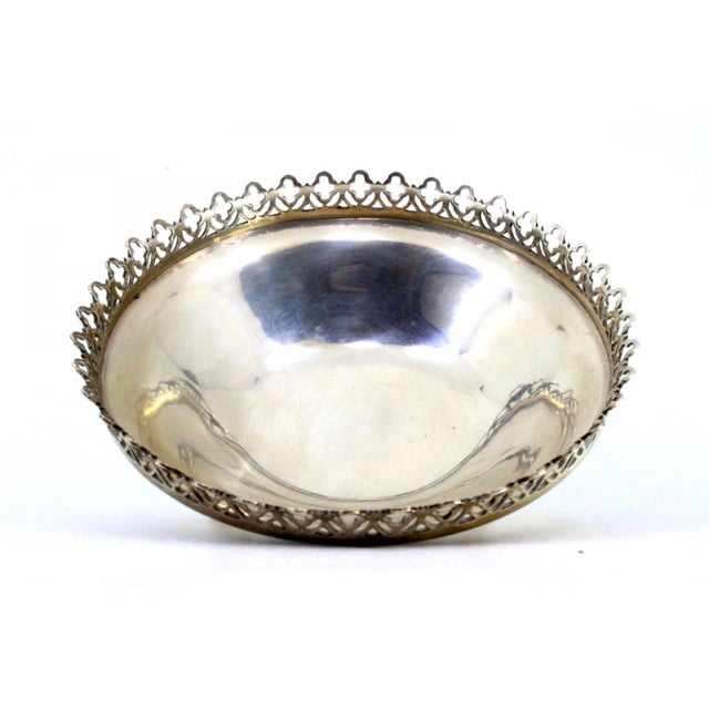 Metal Silver Candy Box with Wire Rack Rim and Horses Feet-Shaped Feet For Sale - Image 7 of 8