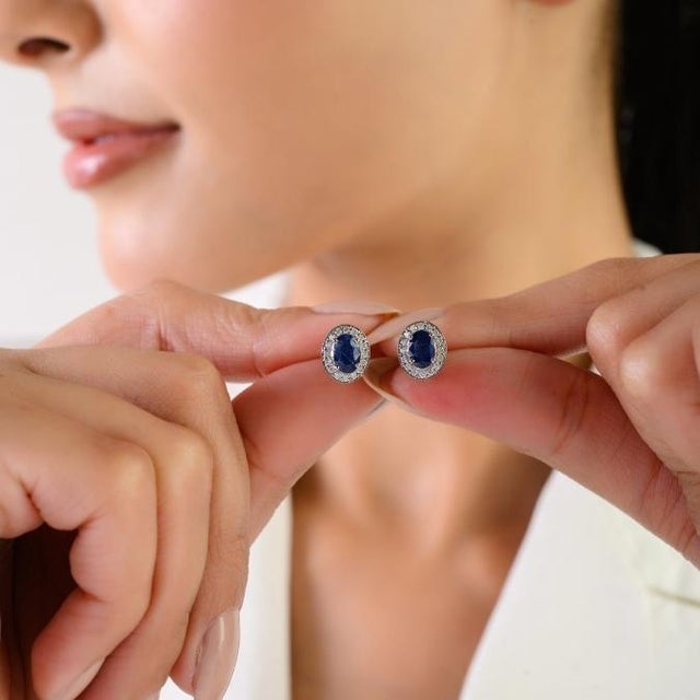 Elegant 1 Ct Natural Blue Sapphire and Diamond Halo Stud Earrings in 14k Gold- A Pair For Sale - Image 4 of 12