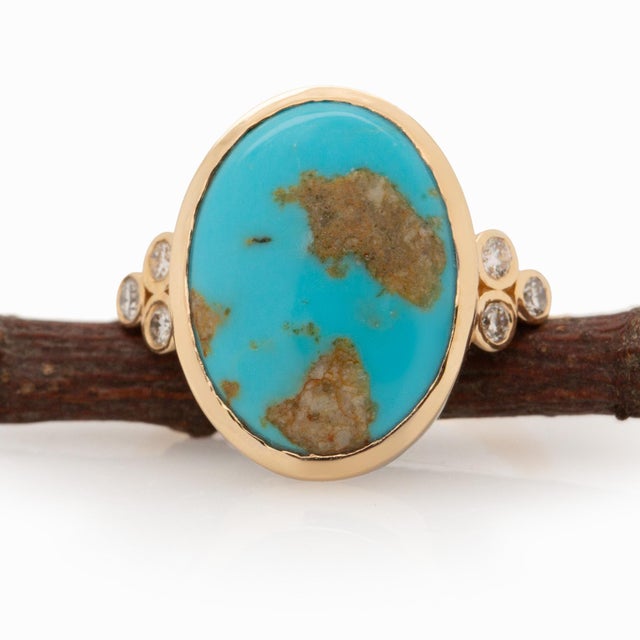 Modern 5.4cts Sonoran Turquoise Ring With Natural Diamonds: Solid 14k Gold, 1Size 6.75 For Sale - Image 3 of 10