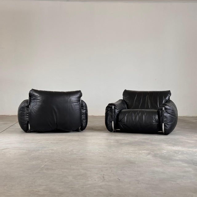 Set of Mid-Century Armchairs by Giuseppe Munari for Poltrona Munari, 1970s For Sale - Image 4 of 17