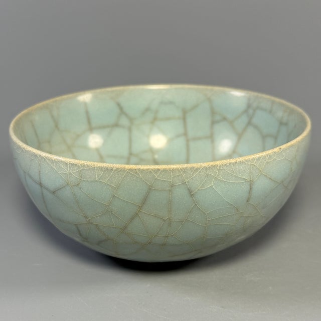 Chinese Antique Chinese Celadon Crackle‑Glaze Bowl, One‑of‑a‑Kind Collectible Antique For Sale - Image 3 of 7