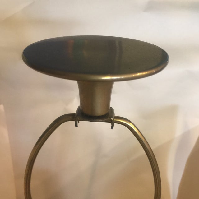 Traditional Chapman Heavy Fluted Brass Lamp For Sale - Image 3 of 10