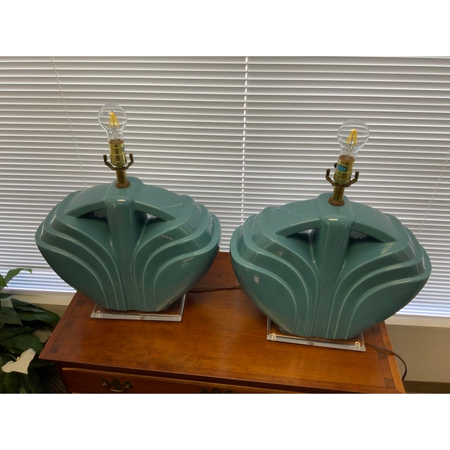 Green 1980s Postmodern Seafoam Green Ceramic Glazed Table Lamps With Lucite Base - a Pair For Sale - Image 8 of 8