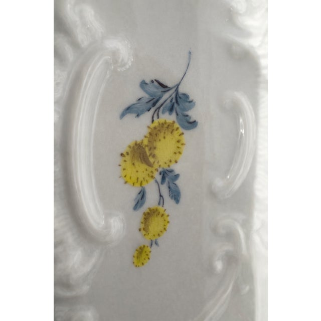 White Reticulated Porcelain Centerpiece Plate with Floral Decoration from Meissen Porcelain, 1970s For Sale - Image 8 of 11